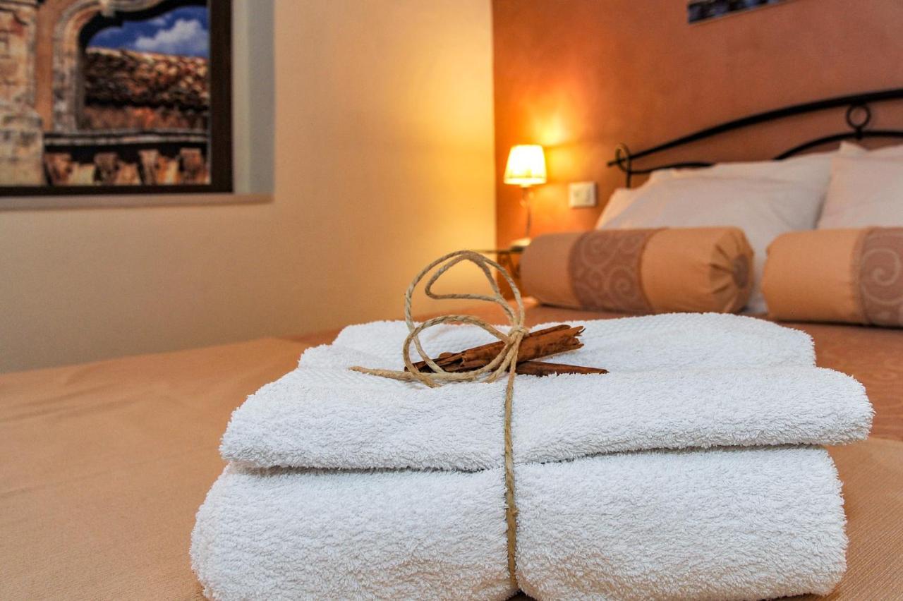Casa Lele Bed & Breakfast Noto Exterior photo