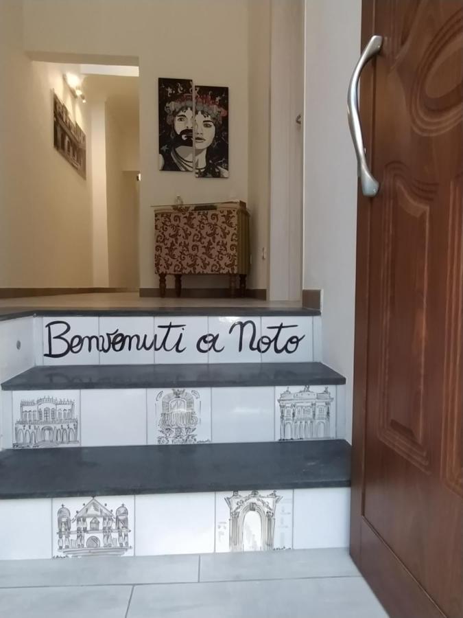 Casa Lele Bed & Breakfast Noto Exterior photo